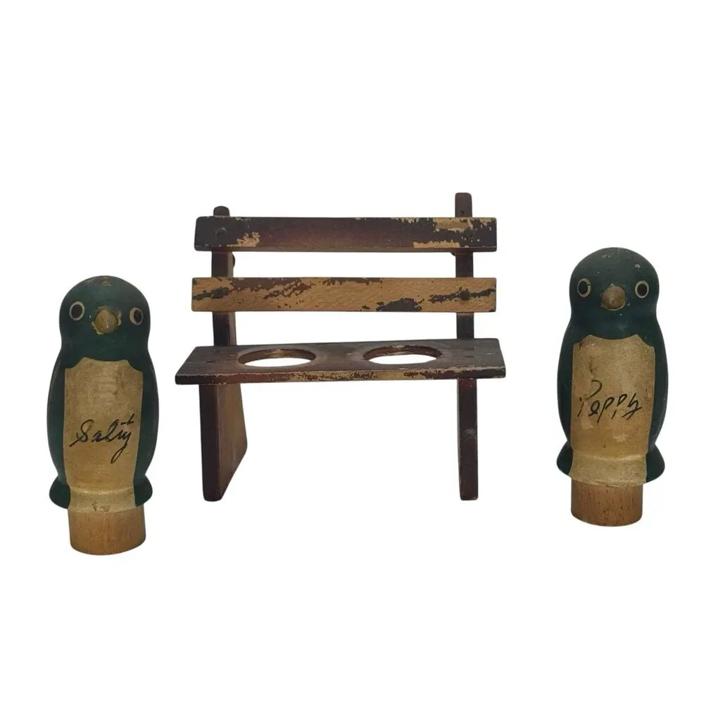 Vintage 50’s Wooden Bird Salt Pepper Shaker Set On Park Bench Japan Penguin